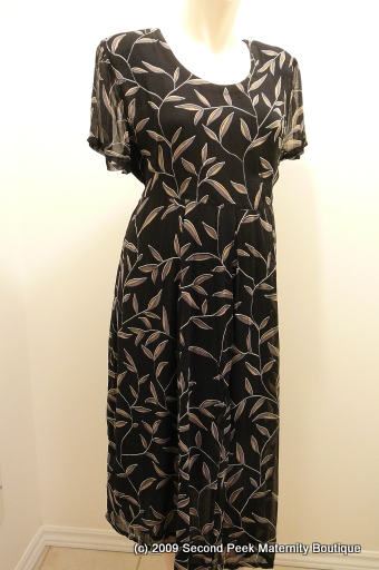 Short Sleeve Maternity Dress by Take Nine Maternity (Size: L)