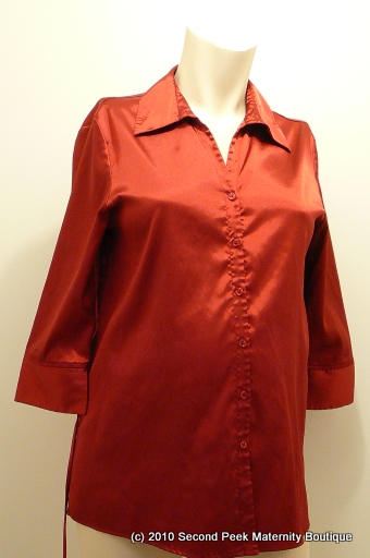 � Sleeve Button Down Maternity Shirt by Thyme Maternity (Size: S)